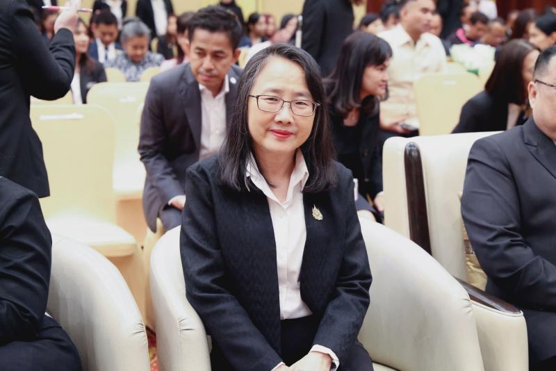 ปลัด พม. ร่วมแสดงค�