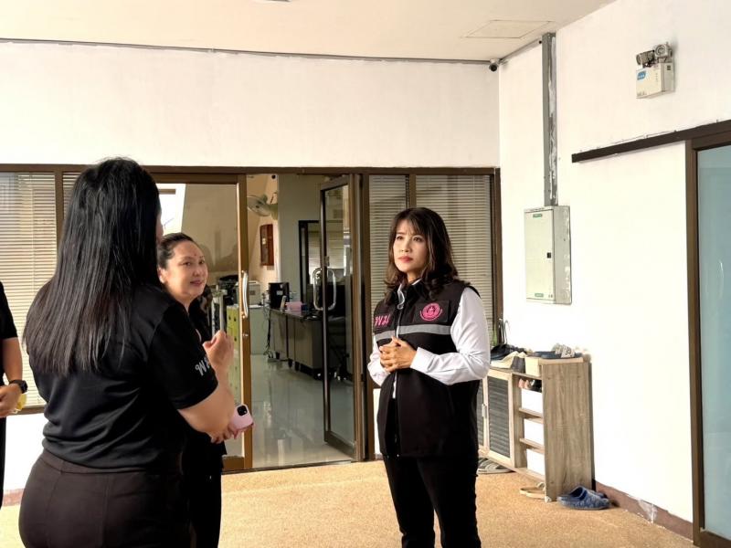 นางสาวชวนชม จันทะ�
