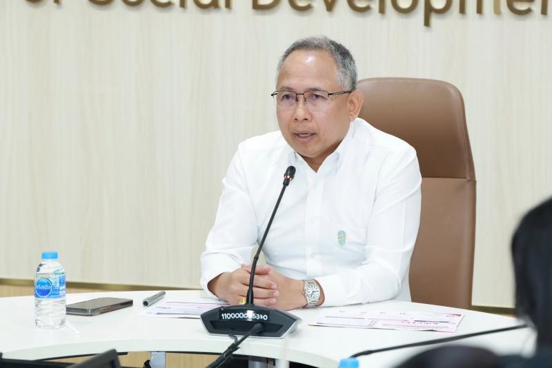 ปลัด พม. เป็นประธา�