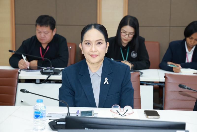 ปลัด พม. เป็นประธา�