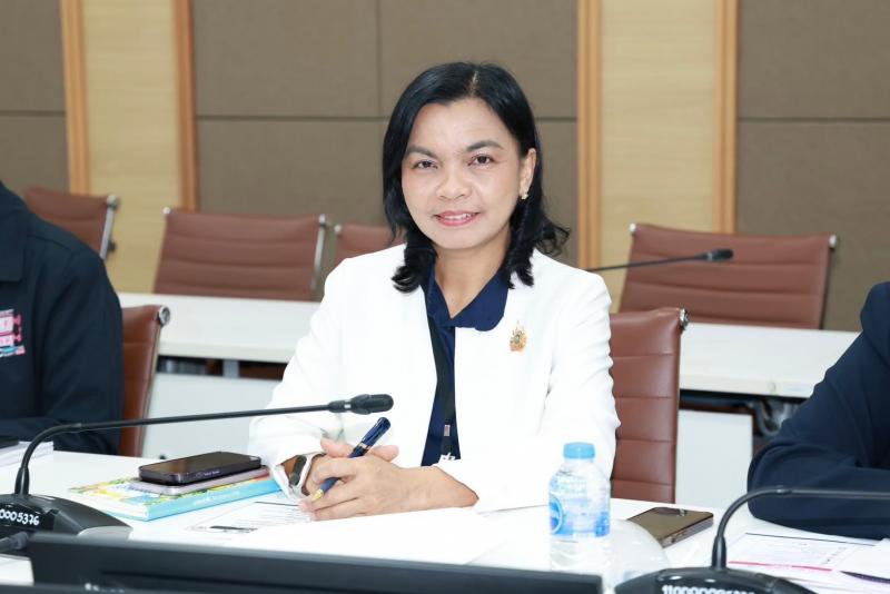 ปลัด พม. เป็นประธา�