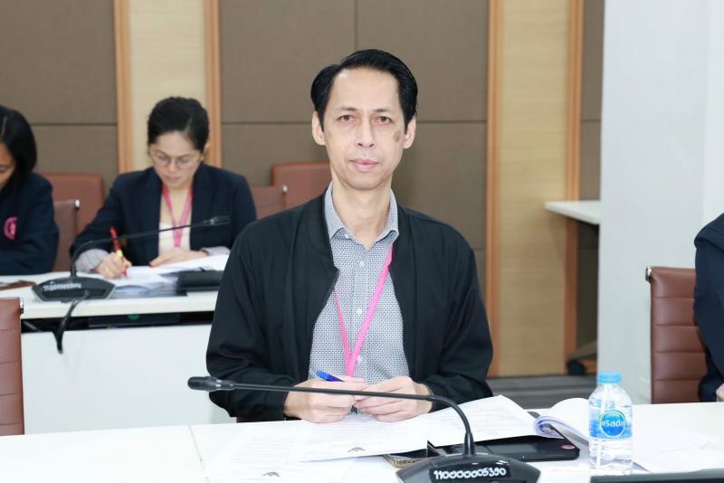 ปลัด พม. เป็นประธา�