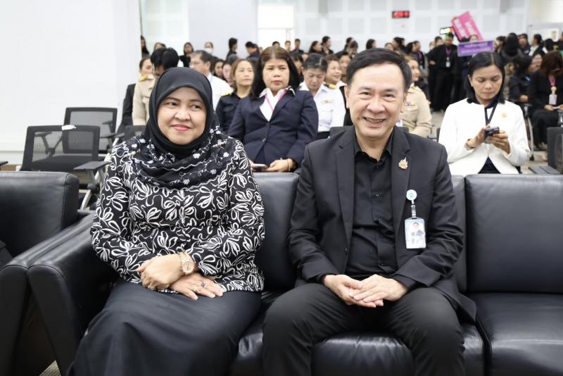 นางสาวสุนีย์ ศรีส�