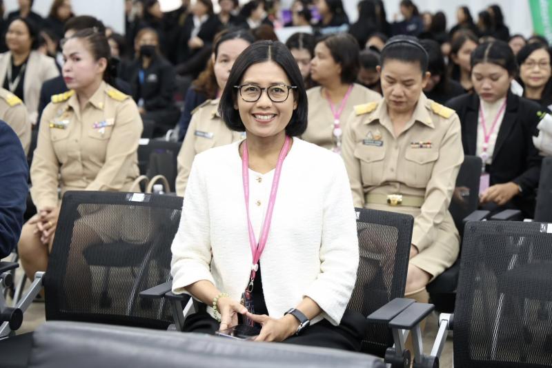 นางสาวสุนีย์ ศรีส�