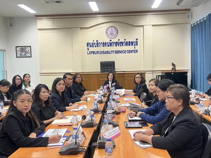 นางวาสนา ทองจันทร�