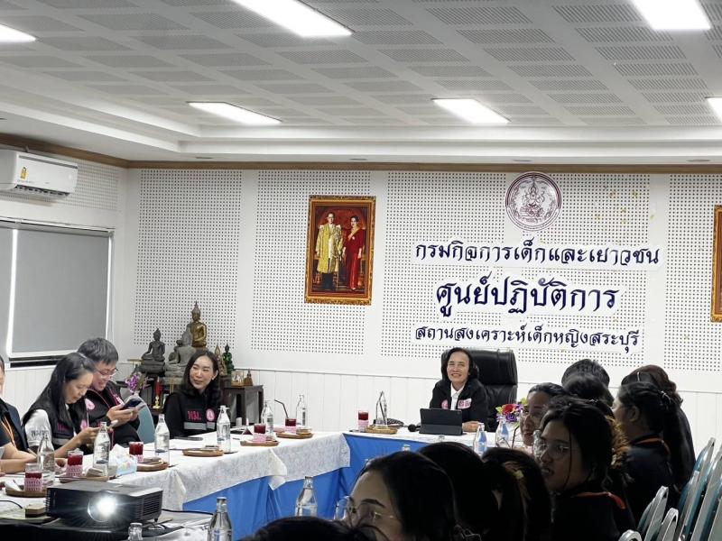 นางวาสนา ทองจันทร�