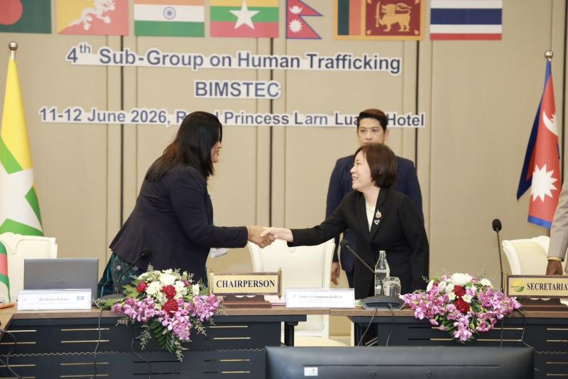 นางสาวสุนีย์ ศรีส�