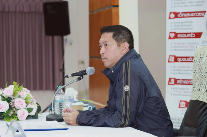 รมว.พม. ลงพื้นที่จ�