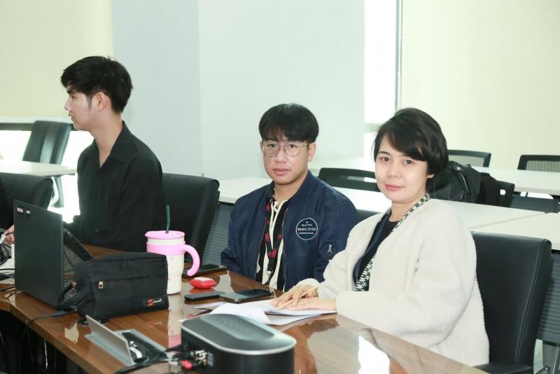 นางศิริลักษณ์ มีม�