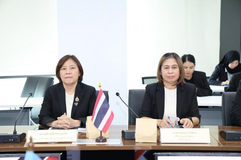 นางสาวสุนีย์ ศรีส�