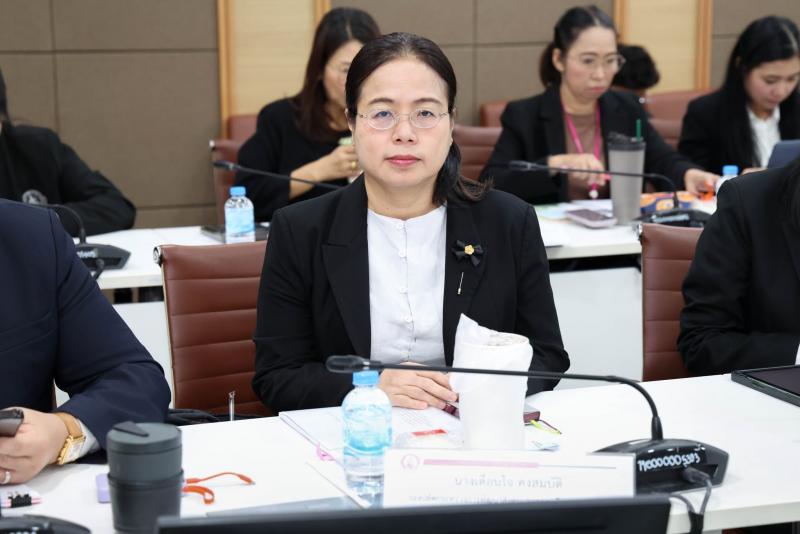 ปลัด พม. เป็นประธา�