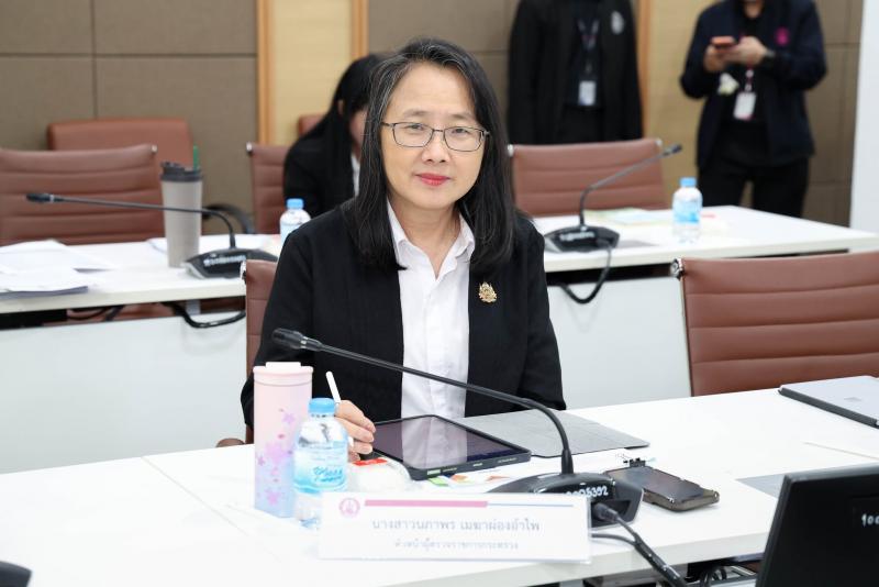 ปลัด พม. เป็นประธา�