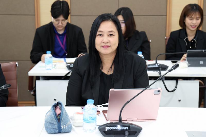 ปลัด พม. เป็นประธา�