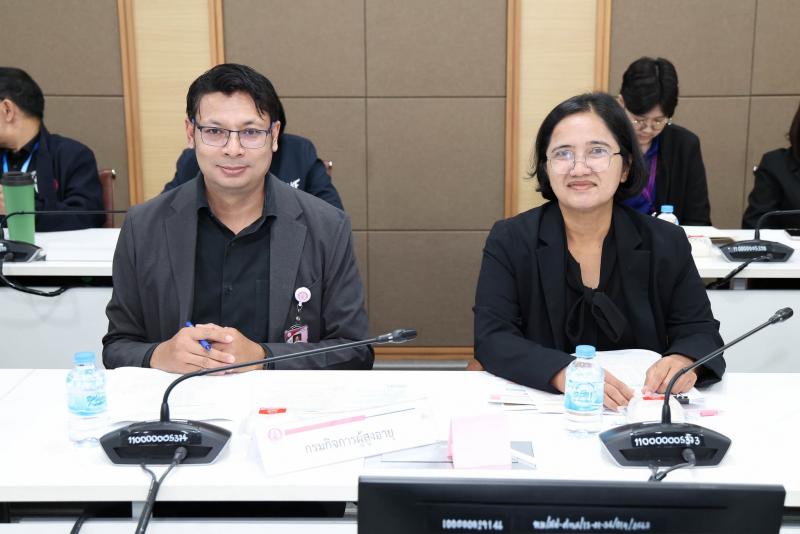 ปลัด พม. เป็นประธา�
