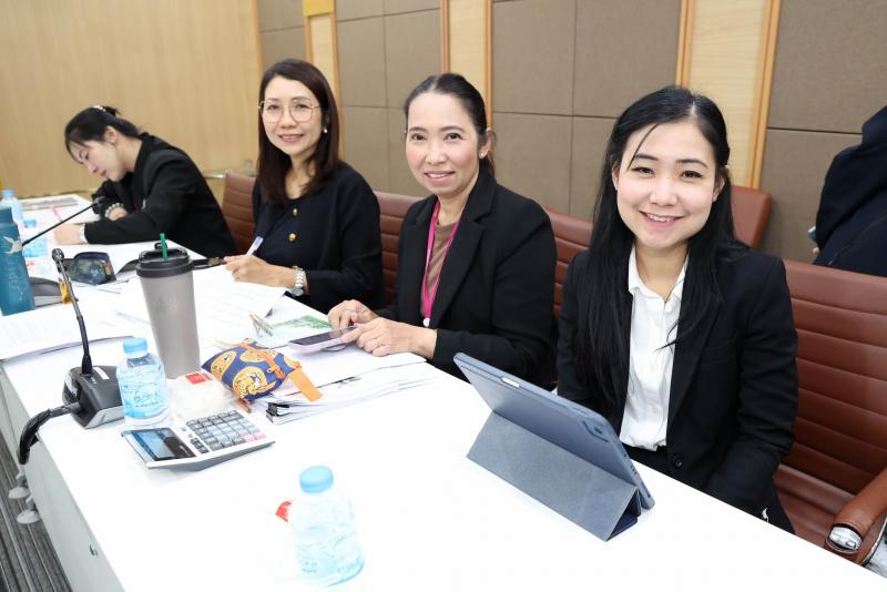 ปลัด พม. เป็นประธา�