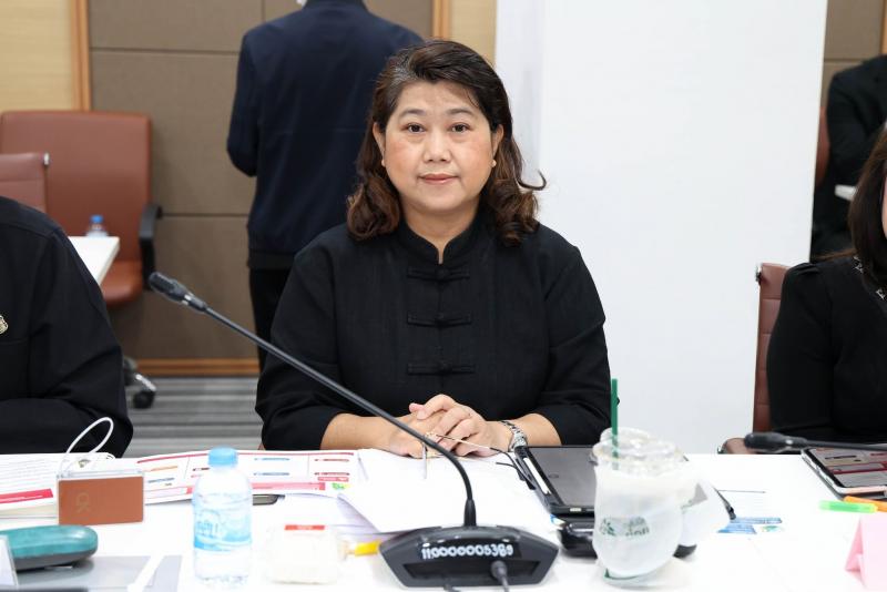 ปลัด พม. เป็นประธา�