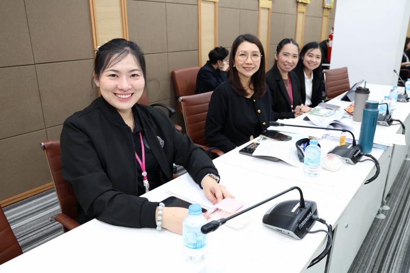 ปลัด พม. เป็นประธา�