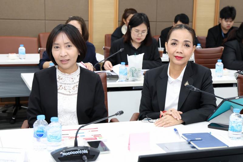 ปลัด พม. เป็นประธา�