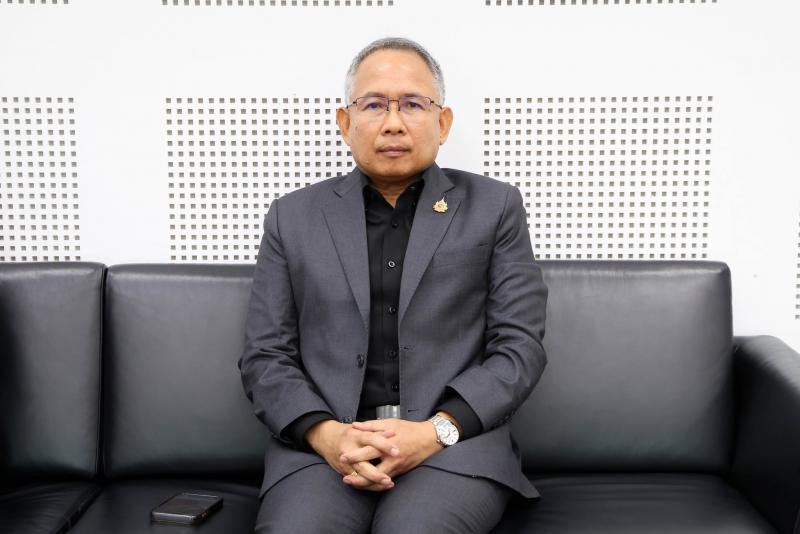 ปลัด พม. เป็นประธา�