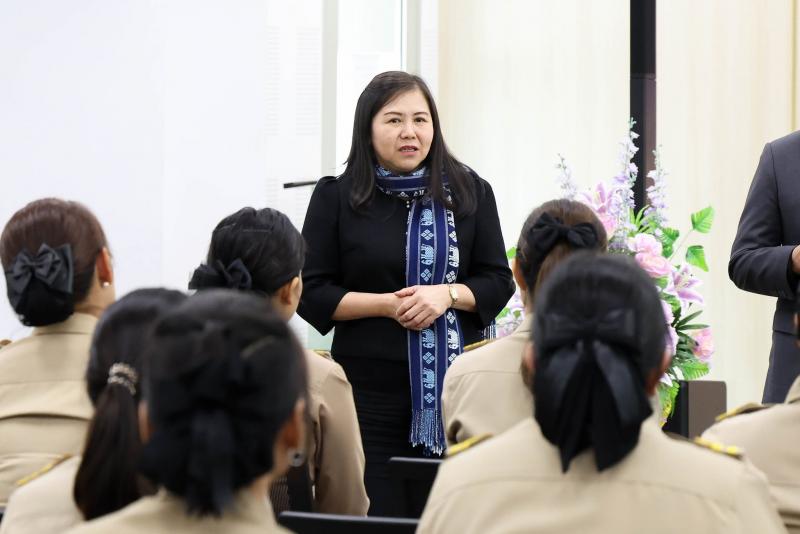 ปลัด พม. เป็นประธา�