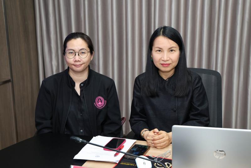 นางสาวนภาพร เมฆาผ�