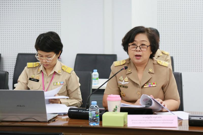 ปลัด พม. เป็นประธา�