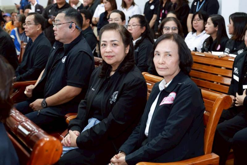 รมว.พม. เป็นประธาน�