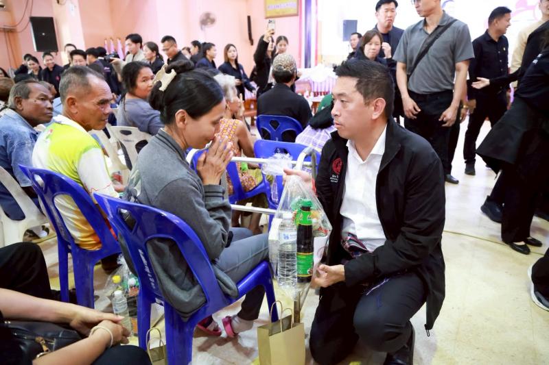 รมว.พม. เป็นประธาน�