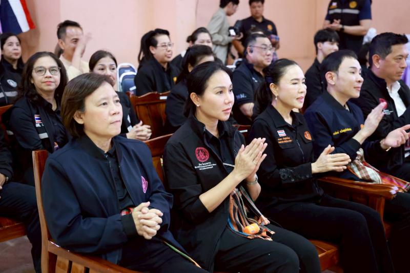 รมว.พม. เป็นประธาน�