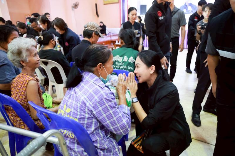 รมว.พม. เป็นประธาน�
