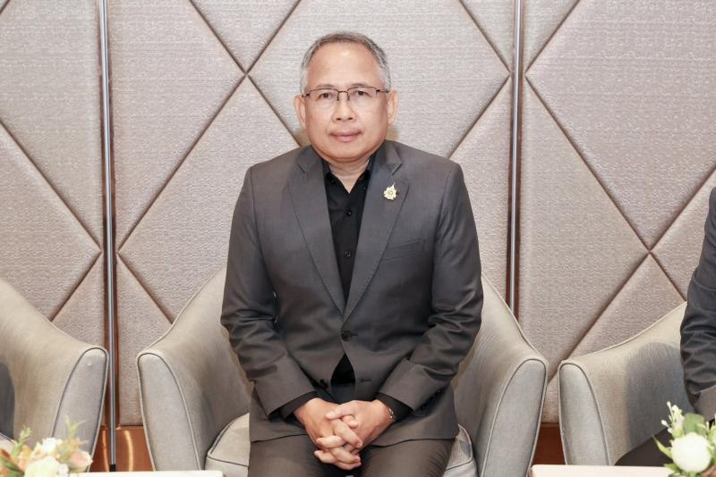 ปลัด พม. เป็นประธา�