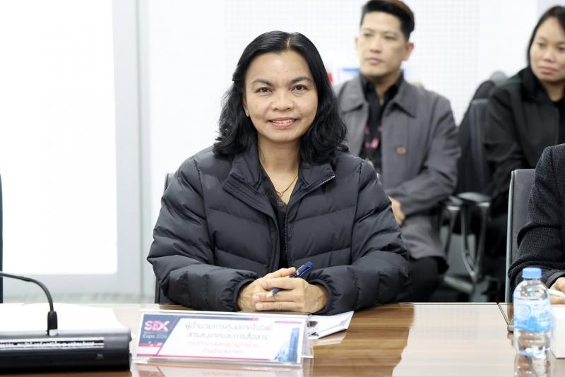 นางสาวสุนีย์ ศรีส�