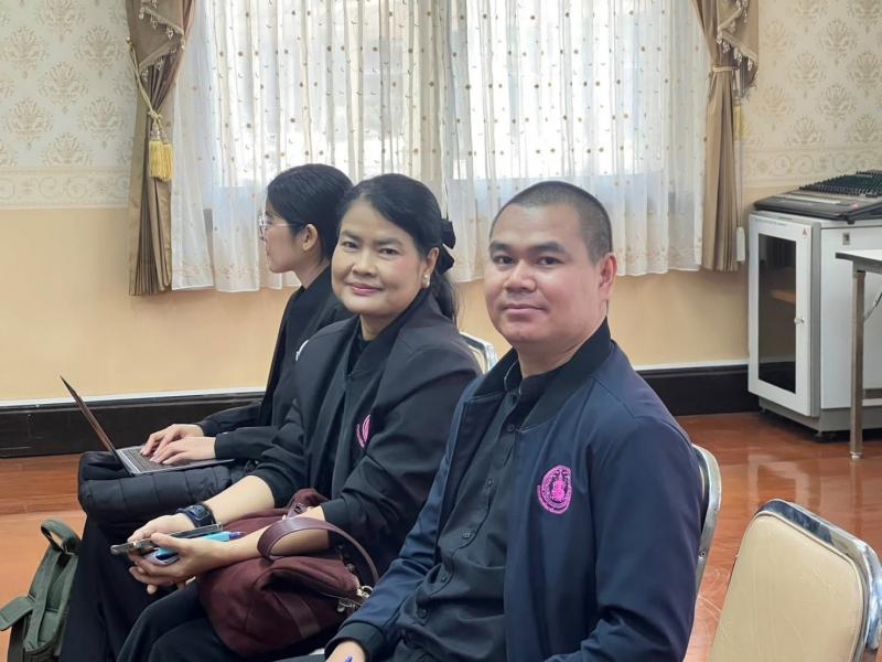 นางวาสนา ทองจันทร�