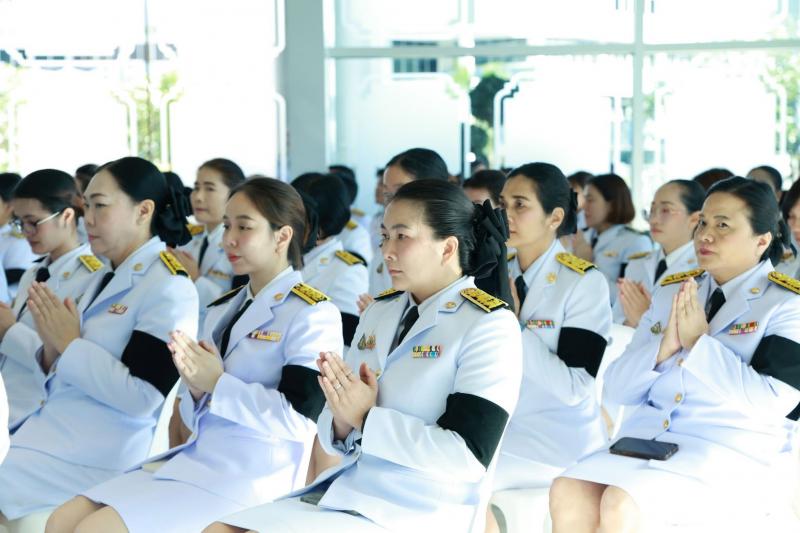 นางสาวสุนีย์ ศรีส�