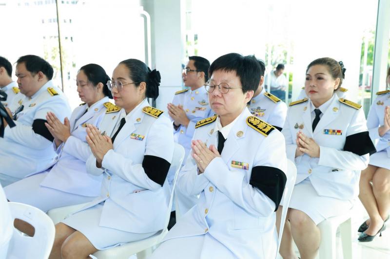 นางสาวสุนีย์ ศรีส�