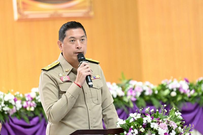 รมว.พม. เป็นประธาน�