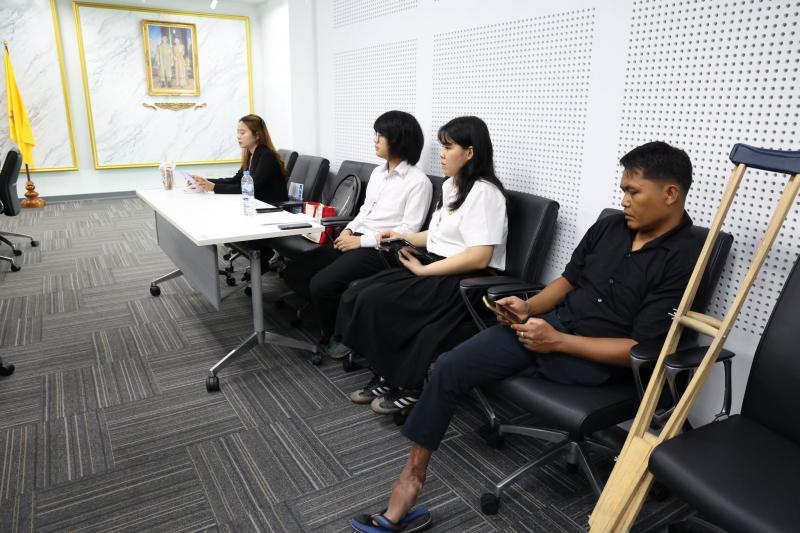 นางเตือนใจ คงสมบั�