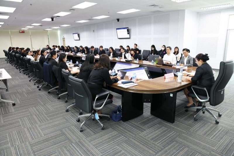 นางเตือนใจ คงสมบั�