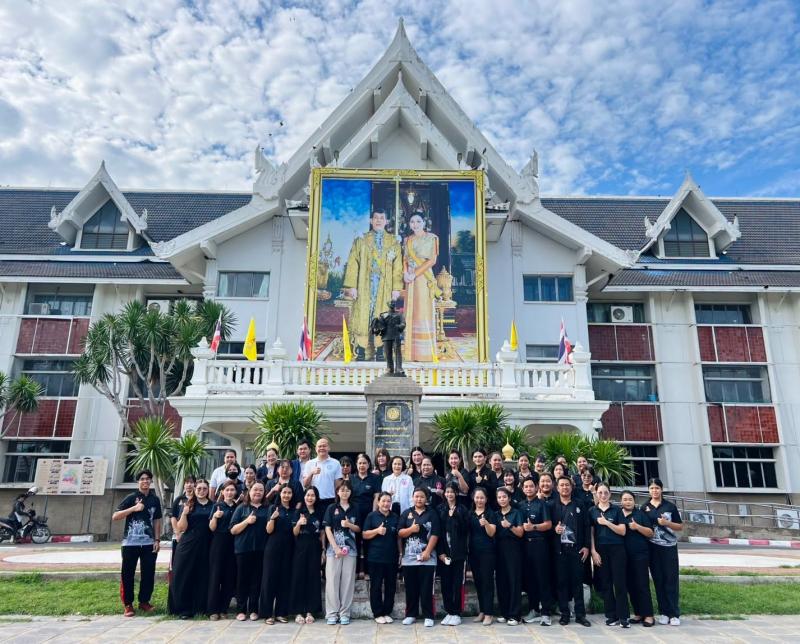 นางวาสนา ทองจันทร�