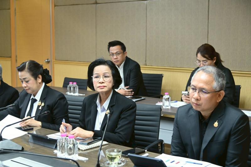 รมว.พม. เป็นประธาน�