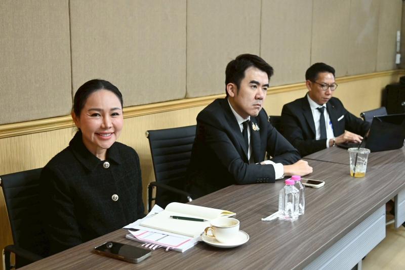 รมว.พม. เป็นประธาน�
