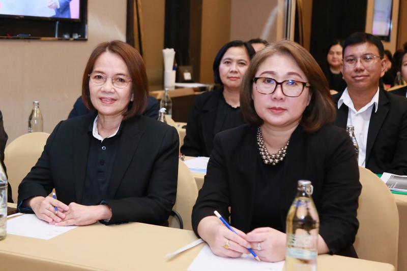 ปลัด พม. เป็นประธา�