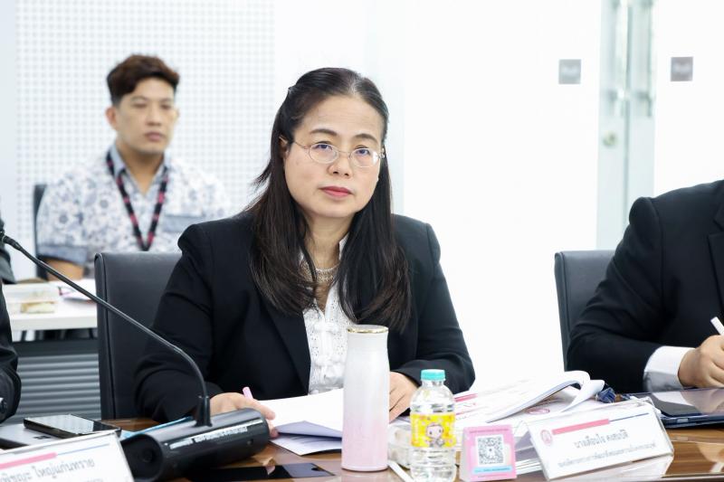 ปลัด พม. เป็นประธา�