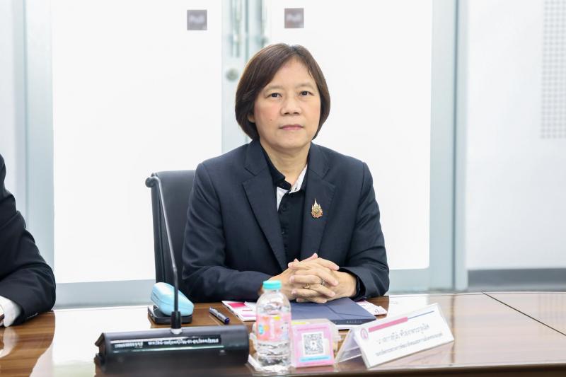 ปลัด พม. เป็นประธา�