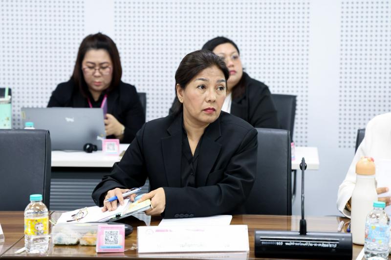 ปลัด พม. เป็นประธา�
