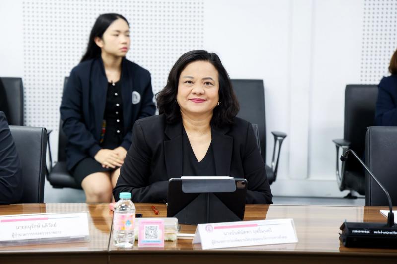 ปลัด พม. เป็นประธา�
