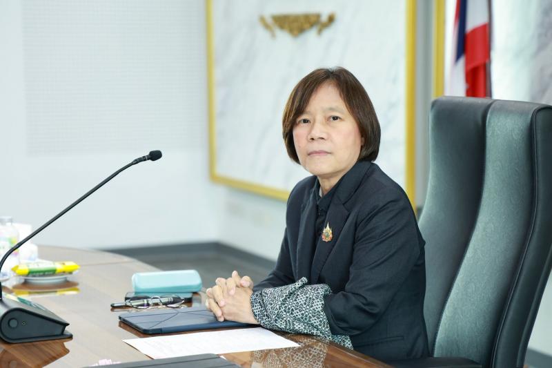 นางสาวสุนีย์ ศรีส�