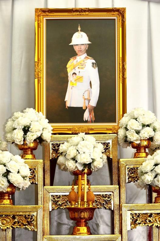 รมว.พม. เป็นประธาน�