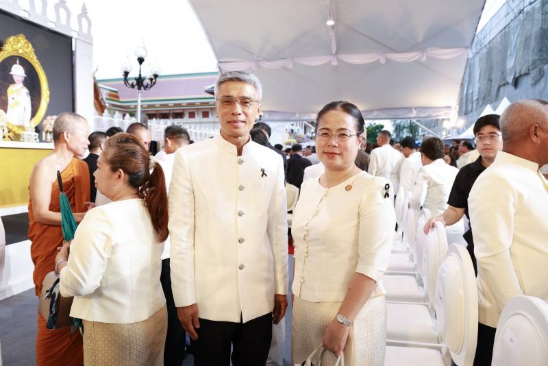 นางเตือนใจ คงสมบั�