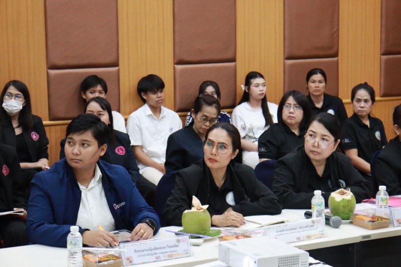 นางวาสนา ทองจันทร�